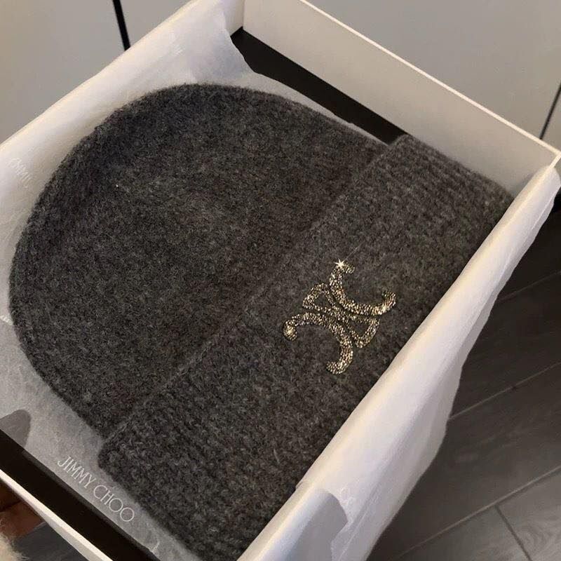 閃鑽高級感毛帽😎