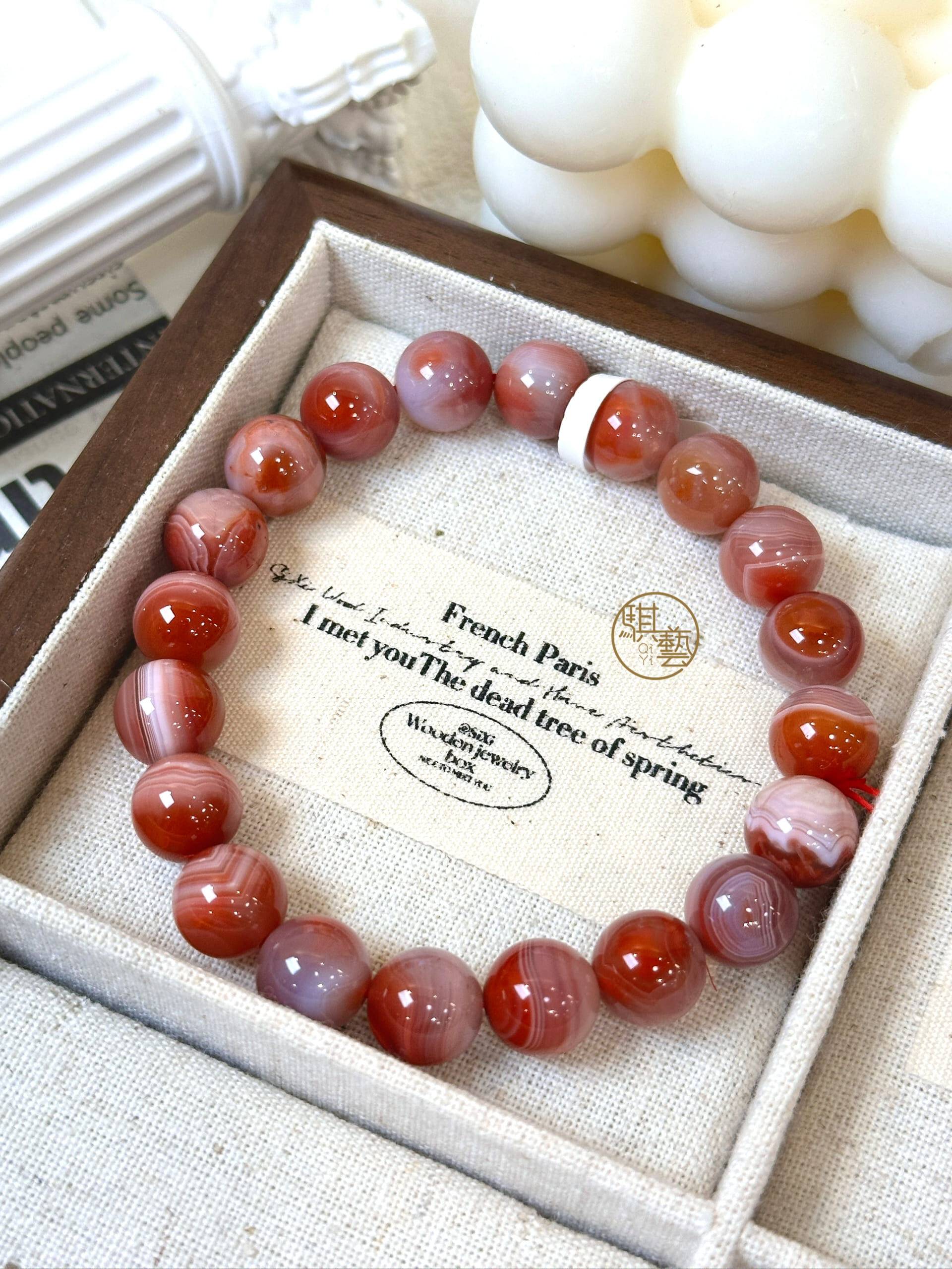 南紅瑪瑙手串｜熱力聚財・穩定自信之石