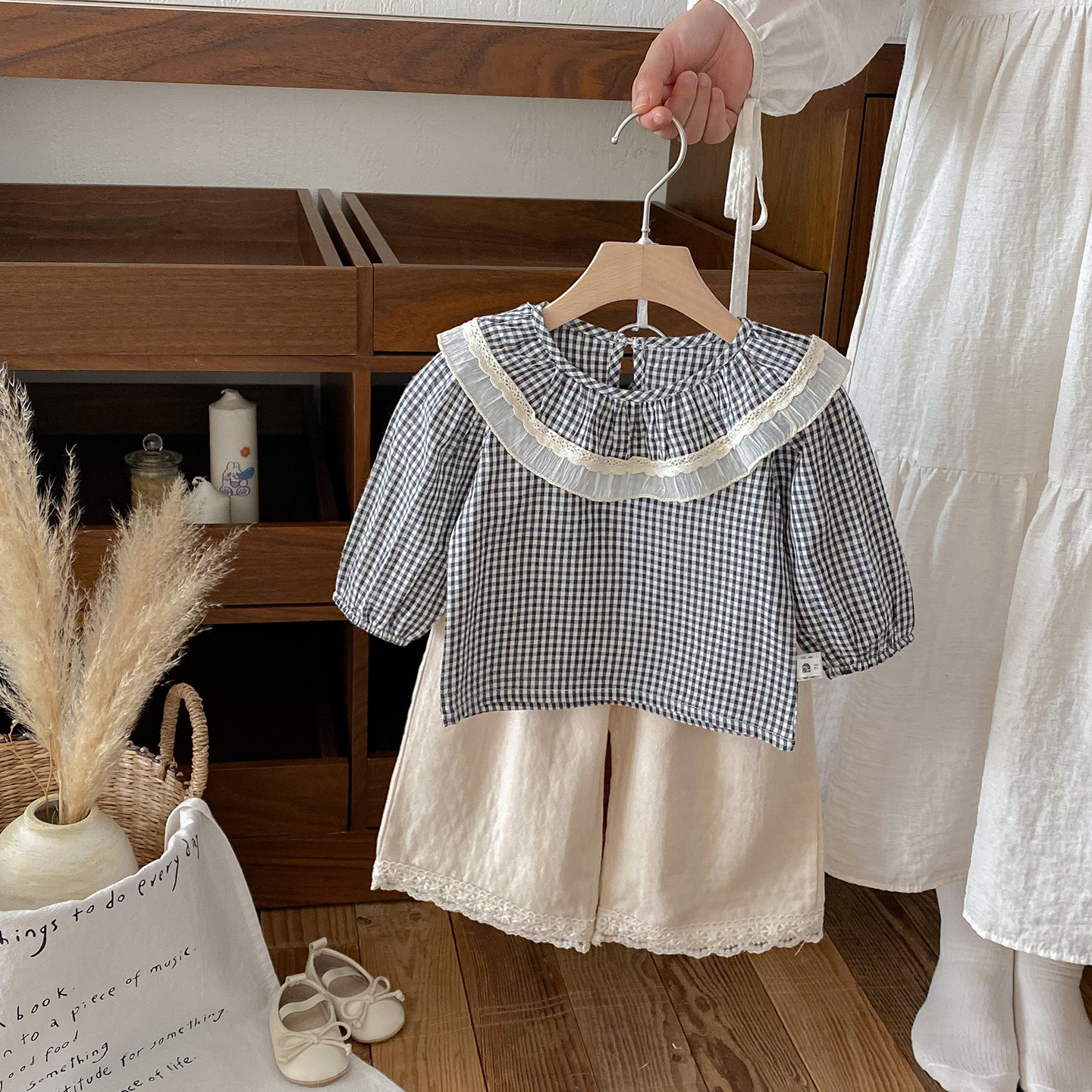 格子荷葉領上衣蕾絲邊寬褲套裝(73-100)