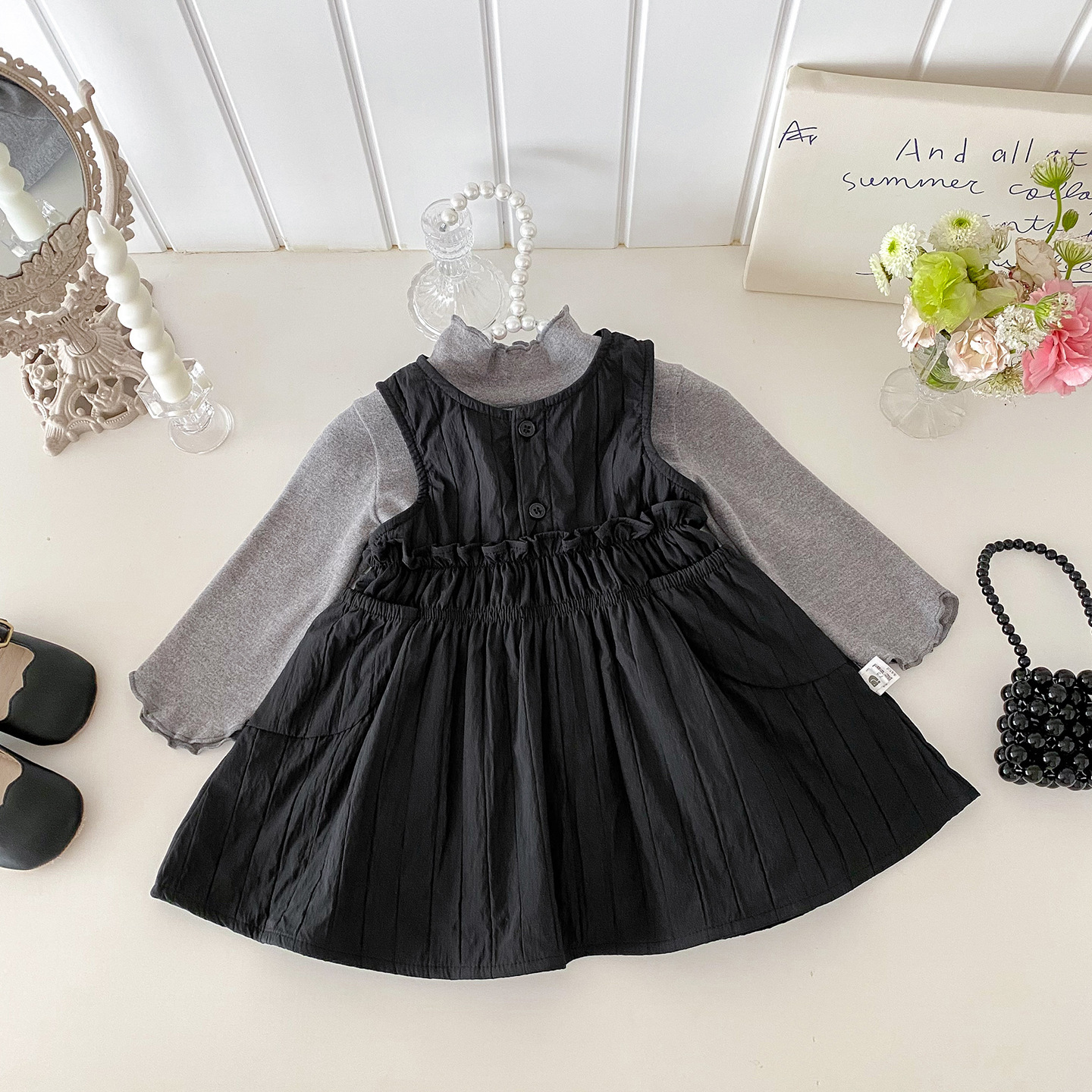 花邊內搭褶皺背心洋裝(73-100)