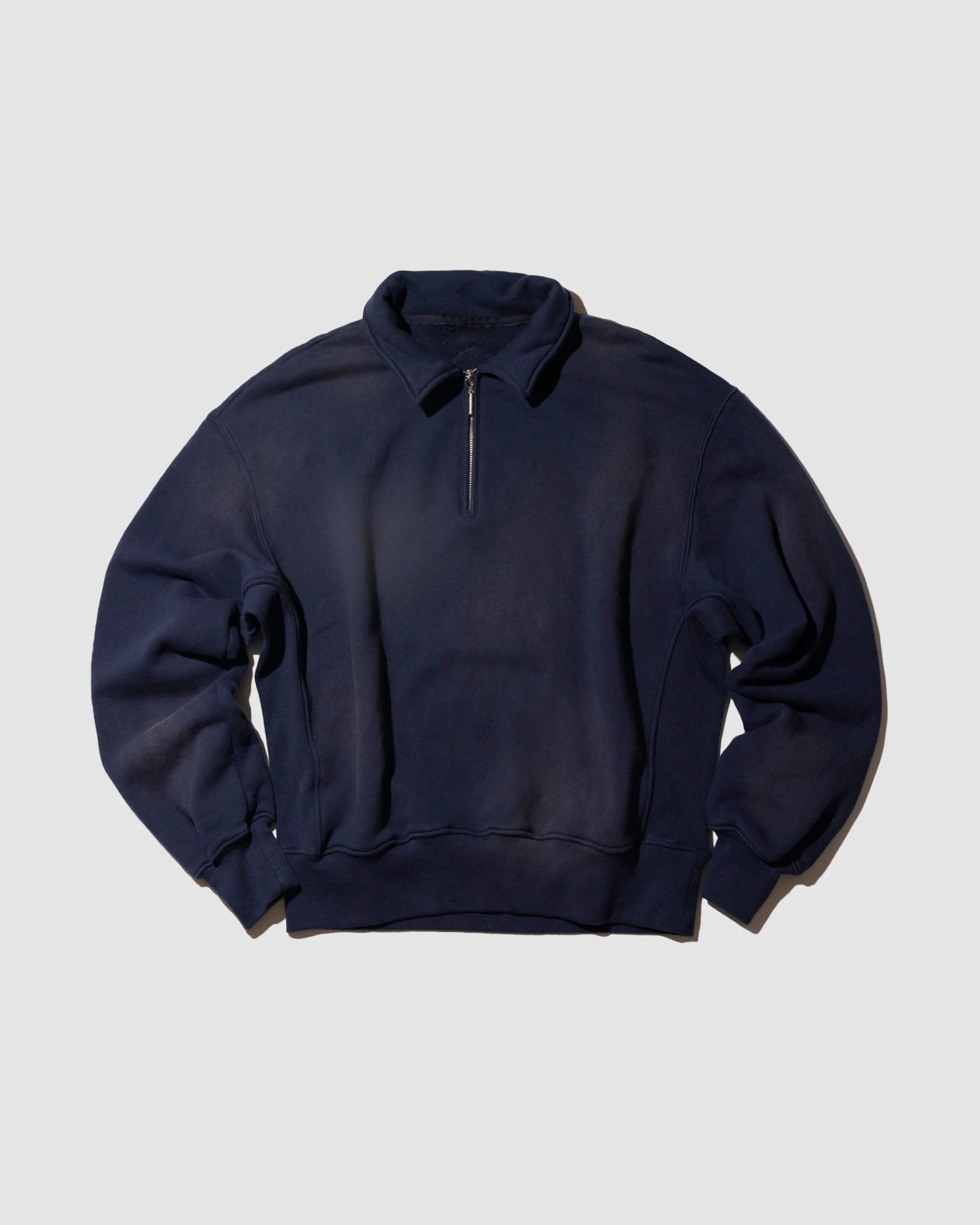 YANGI Vintage Distressed Fades Rugby-shirt