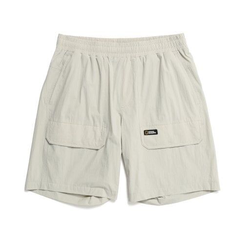 National Geographic 男款輕量彈力梭織短褲 | 多口袋休閒褲 (橡木米色)