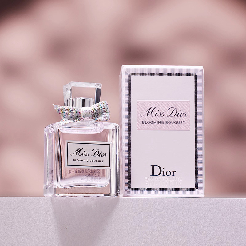 現 貨丨免稅店專櫃貨 Dior 花漾香氛淡香水 5mL