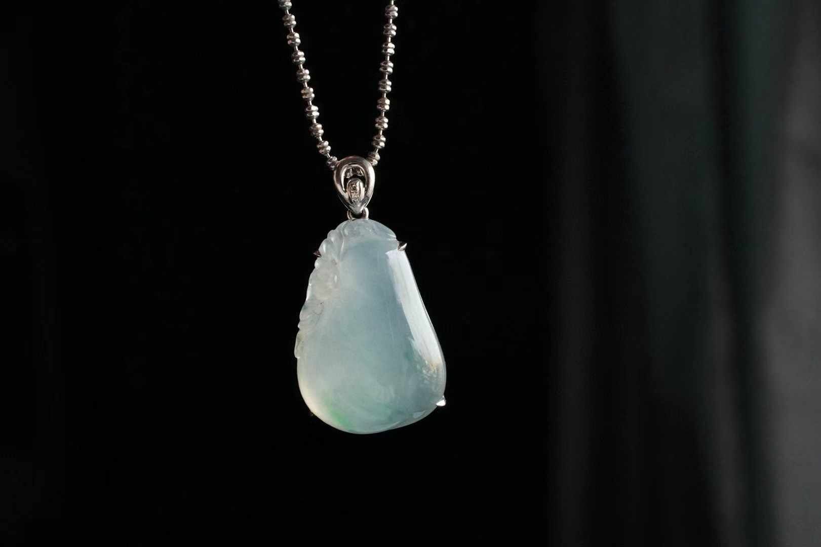 102483 翡翠冰飄金絲綠福瓜吊墜