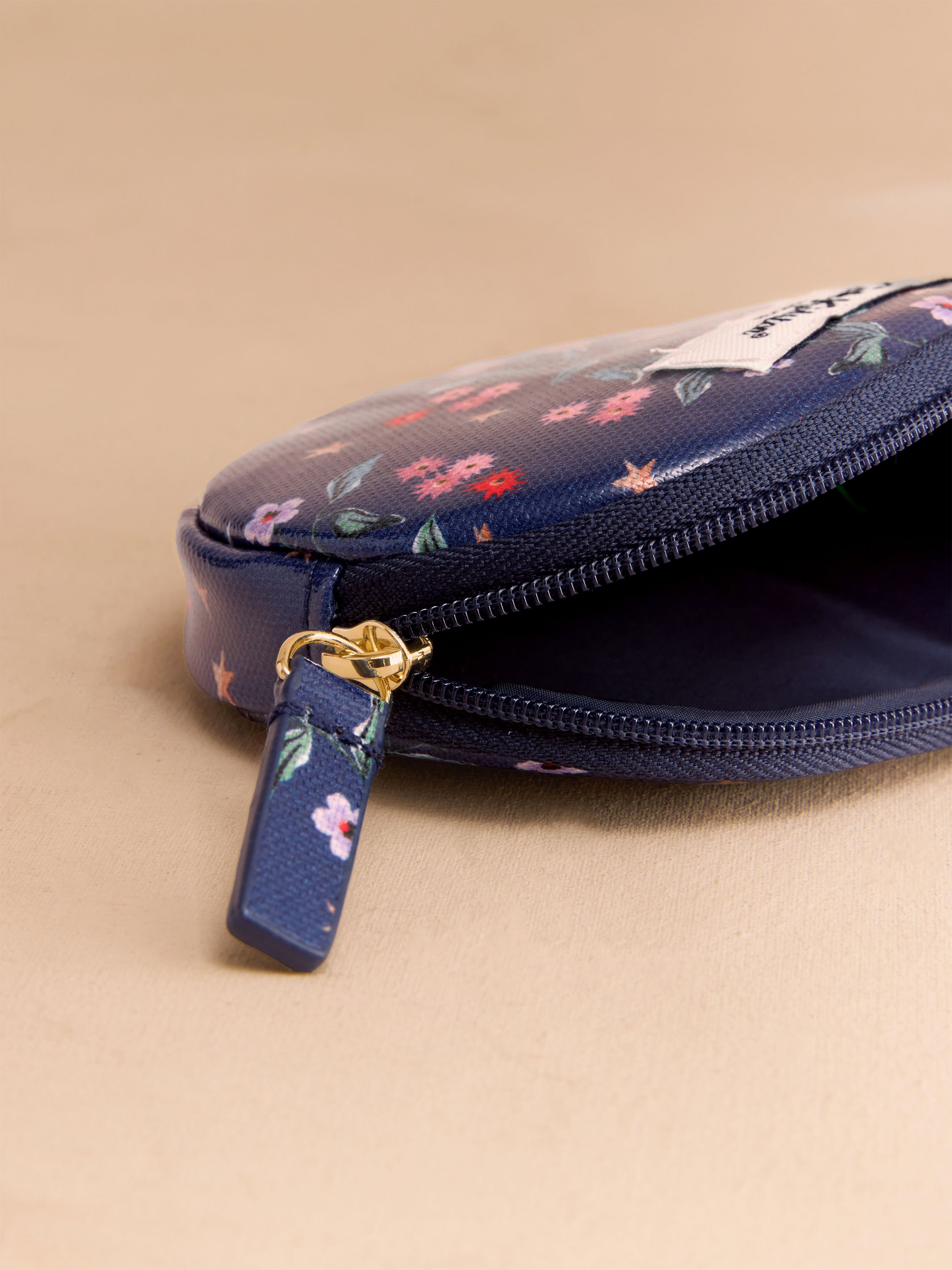 Trailing Star Sprigs 蛋形拉鍊零錢包