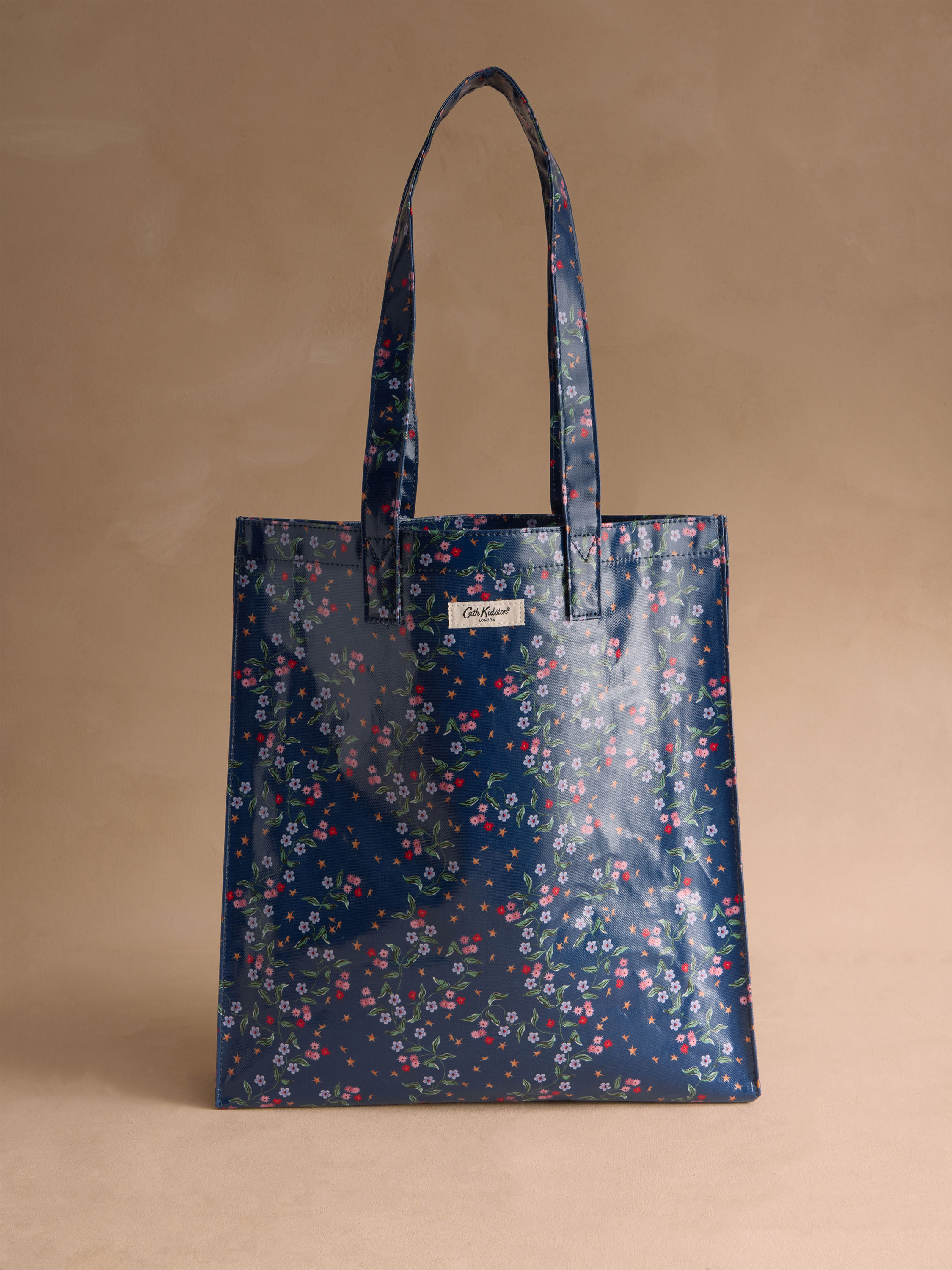 Trailing Star Sprigs 防潑水直式印花書袋