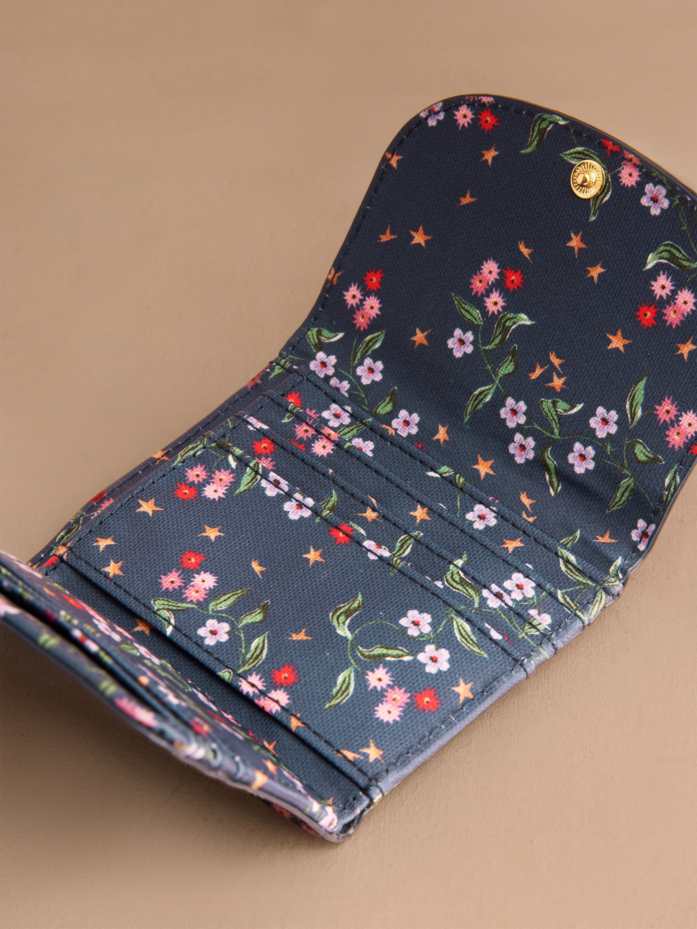 Trailing Star Sprigs 三摺短夾