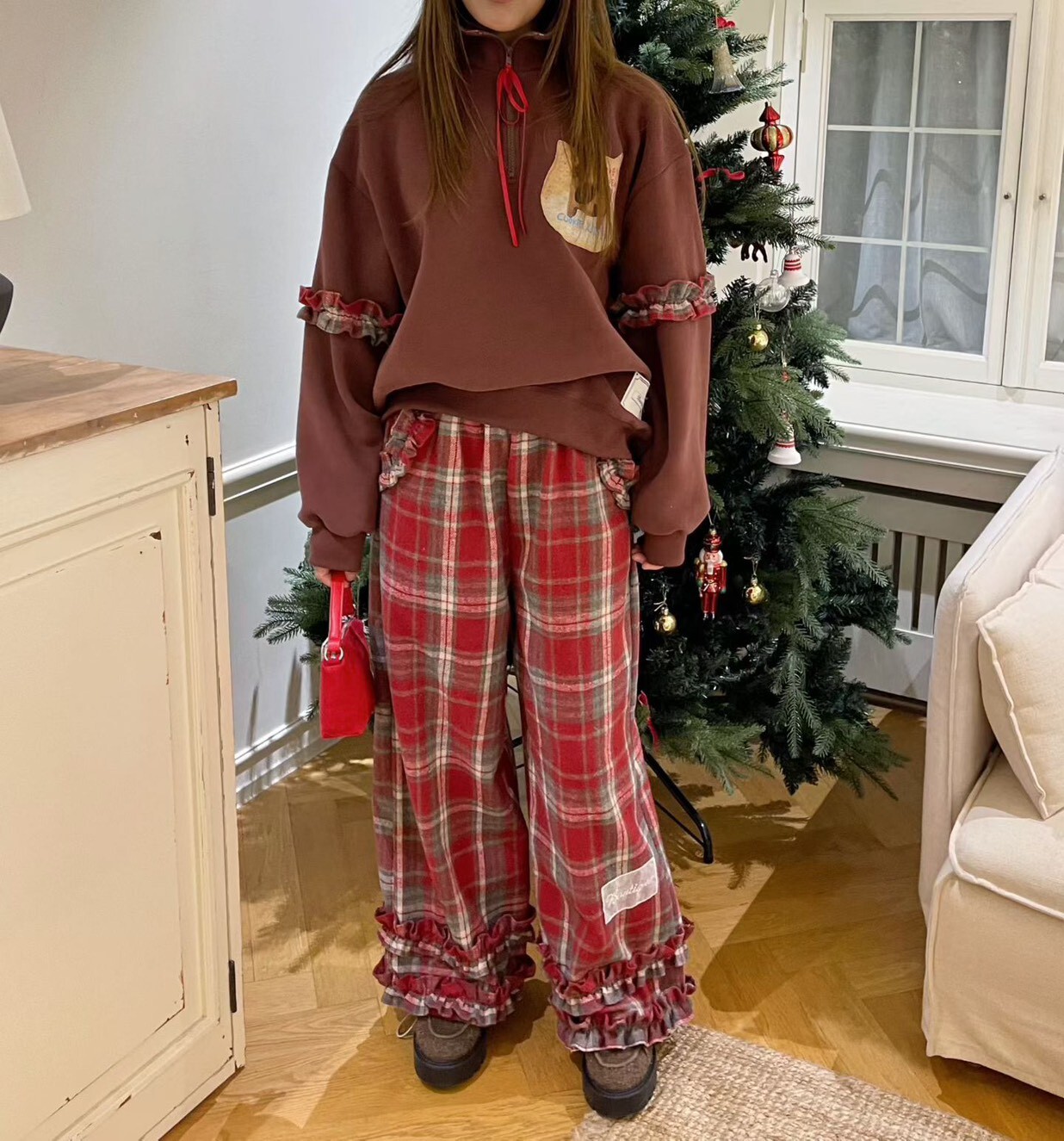 格紋褲腳荷葉長褲