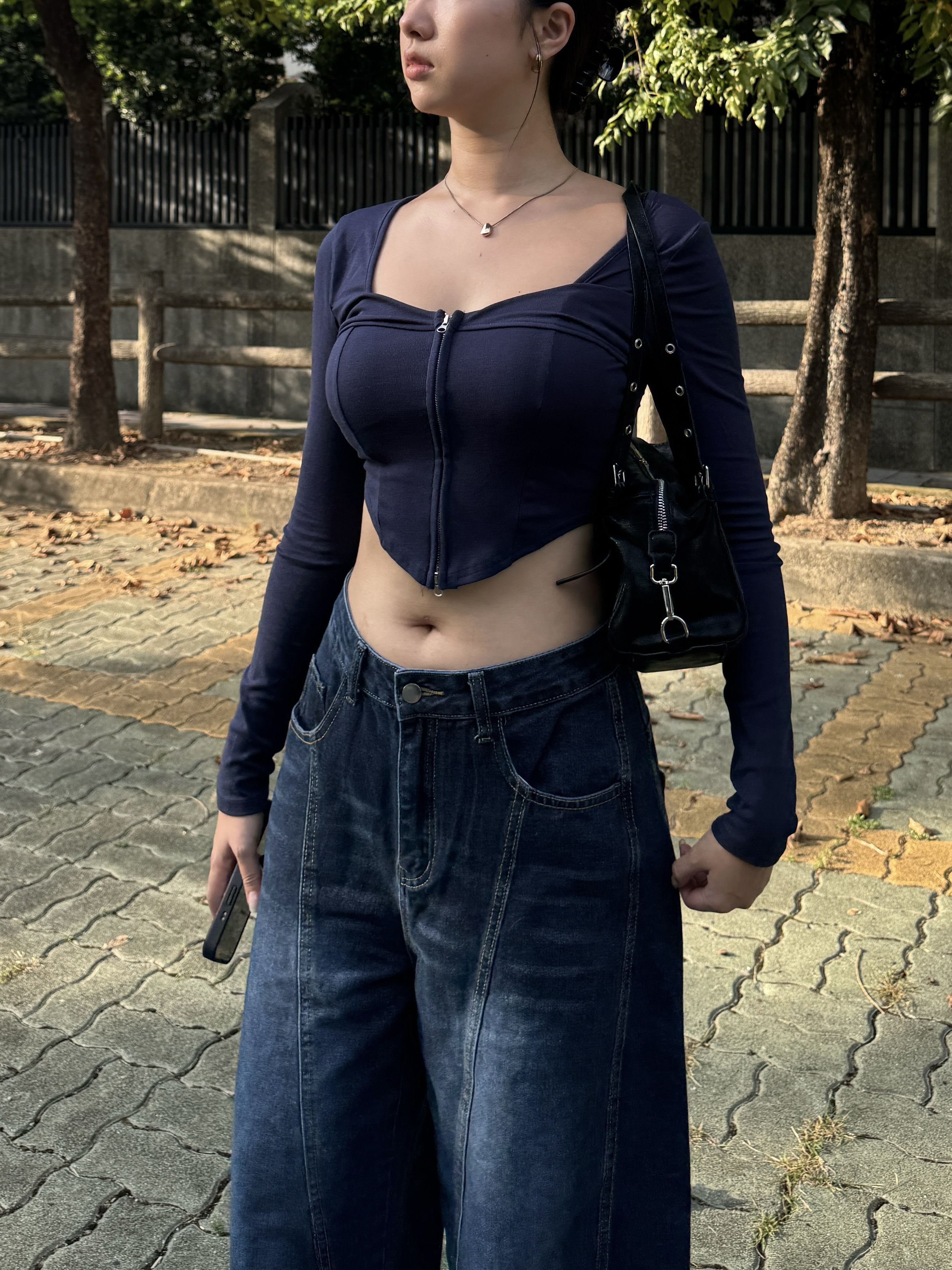 All eyes on me⭐馬甲雙拉鍊長袖BraTop(3色)