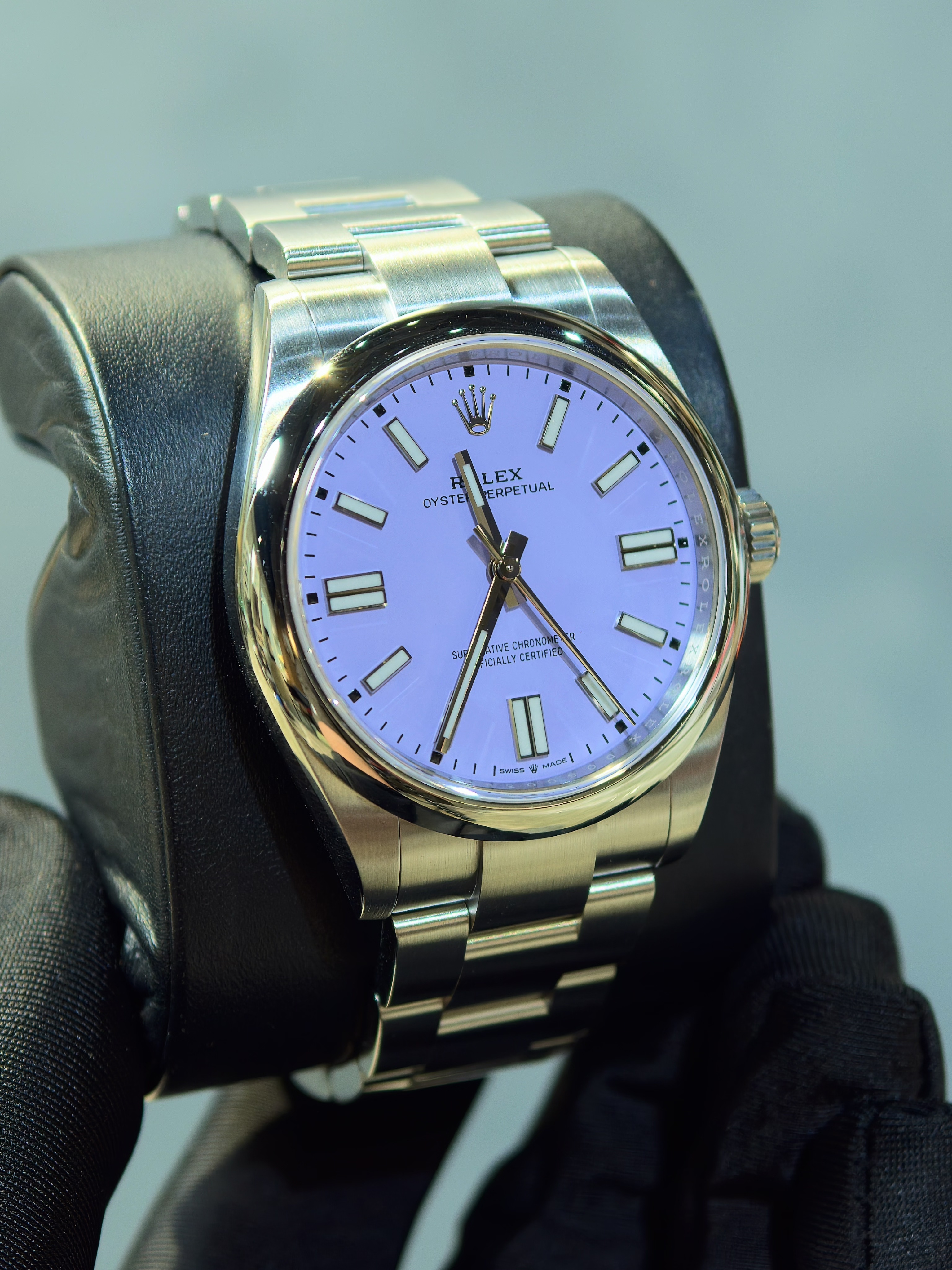 BRAND NEW ROLEX 134300 OYSTER PERPETUAL 41 WITH LAVENDER DIAL AND AN OYSTER BRACELET 41MM
