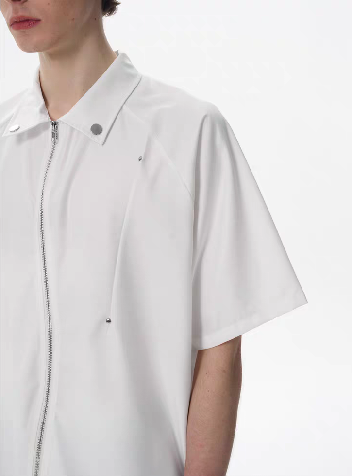 050. Zip-Front Short Sleeve Shirt