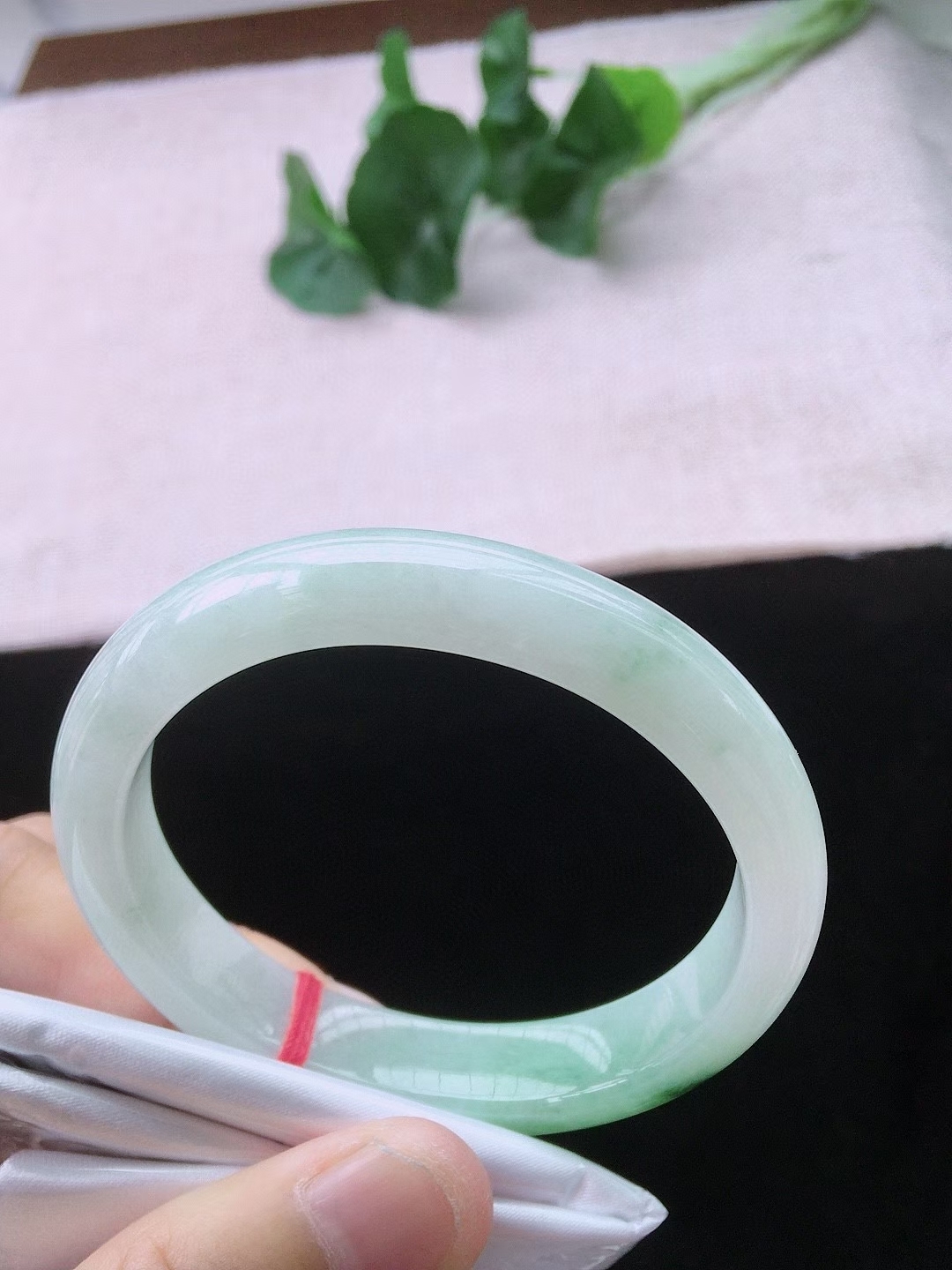 1024537 55mm冰飄花翡翠貴妃手鐲 (54-56)