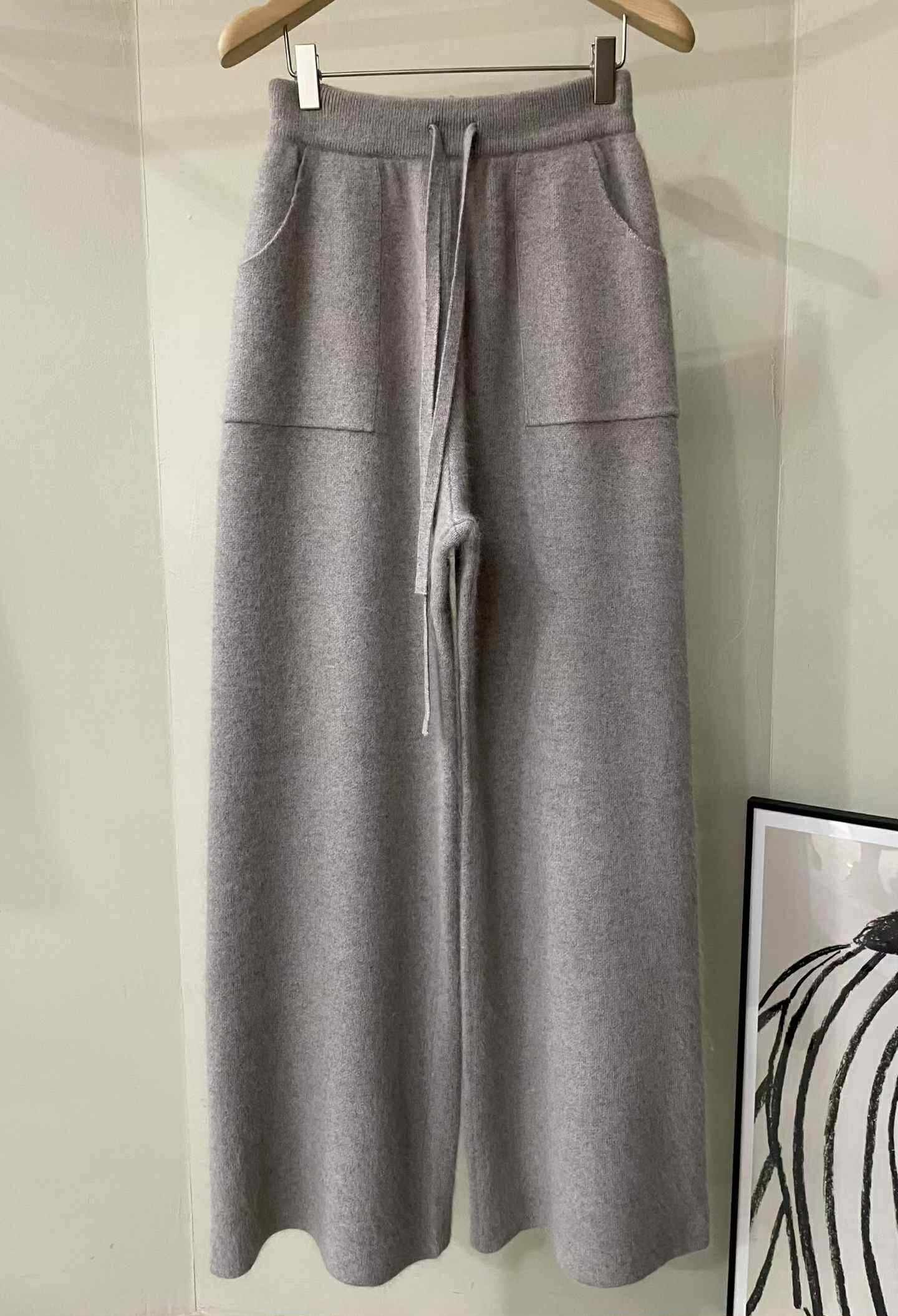 QC13 超精緻浣熊毛人造絲直筒長褲