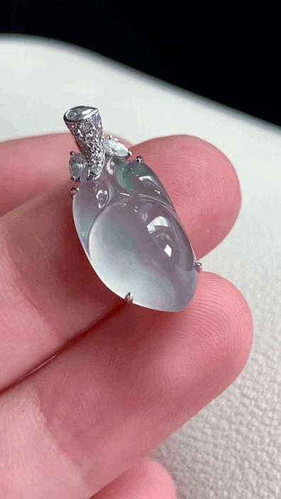 1024215 翡翠壽桃吊墜