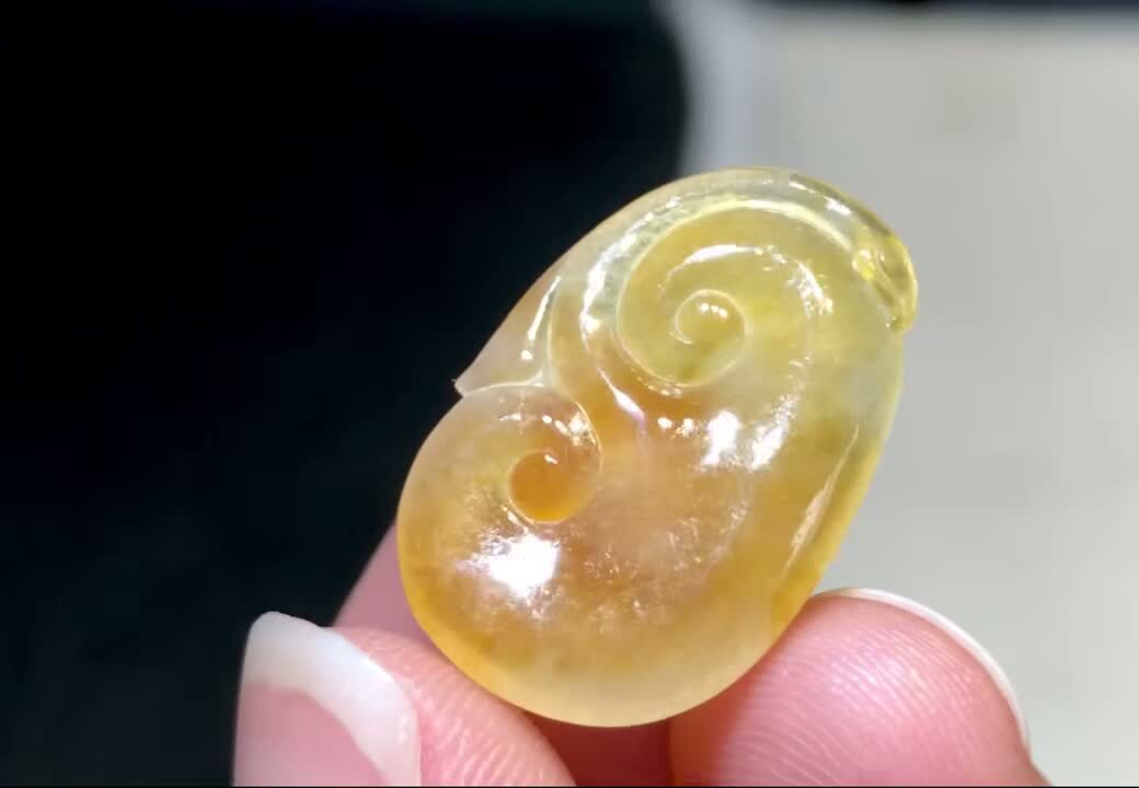 1024240 翡翠黃翡如意