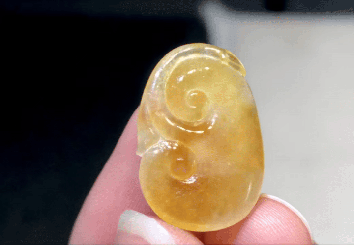 1024240 翡翠黃翡如意