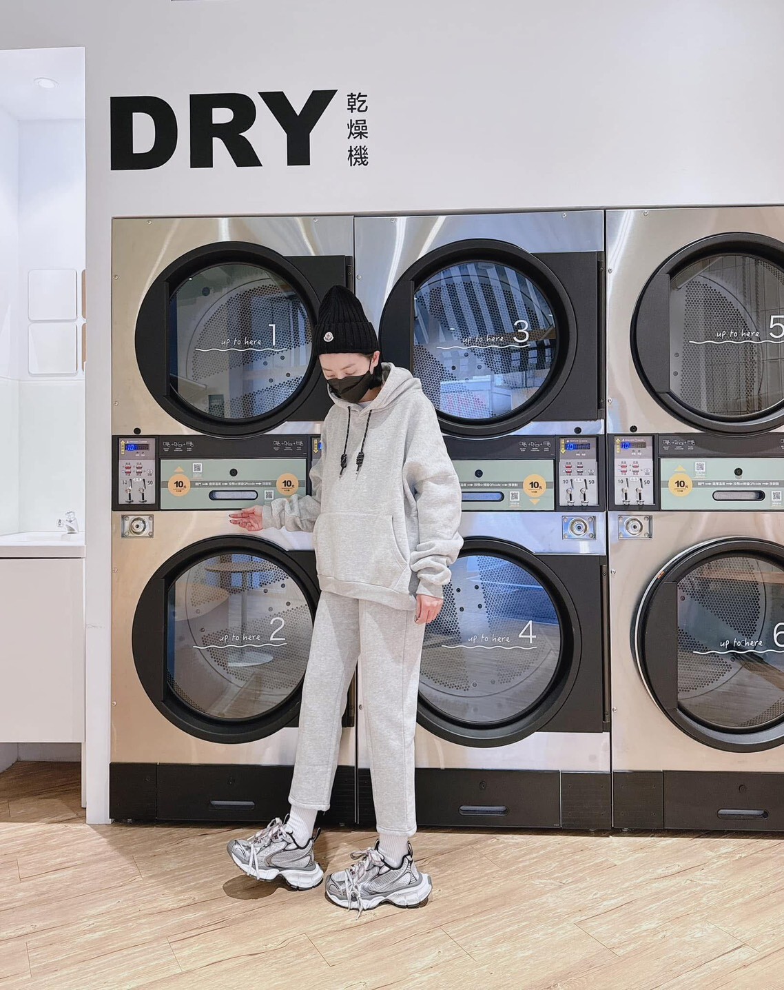 ᴴᴼᵀ ▸▸店長推薦◃◃ 秋冬新款/後釦大口袋連帽套裝 MANIFEST正韓🇰🇷