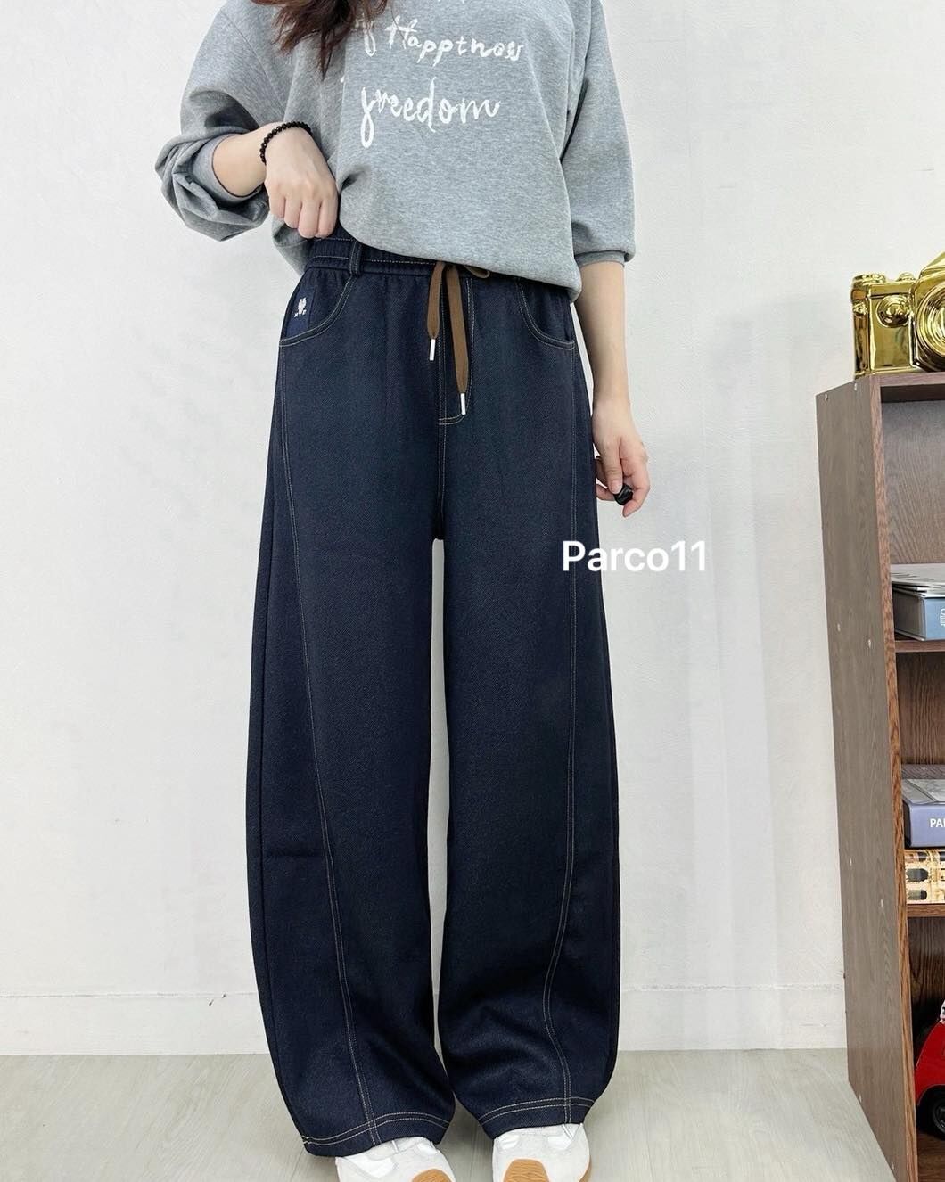 【完美修飾的愛心小標直筒寬褲】(現貨)