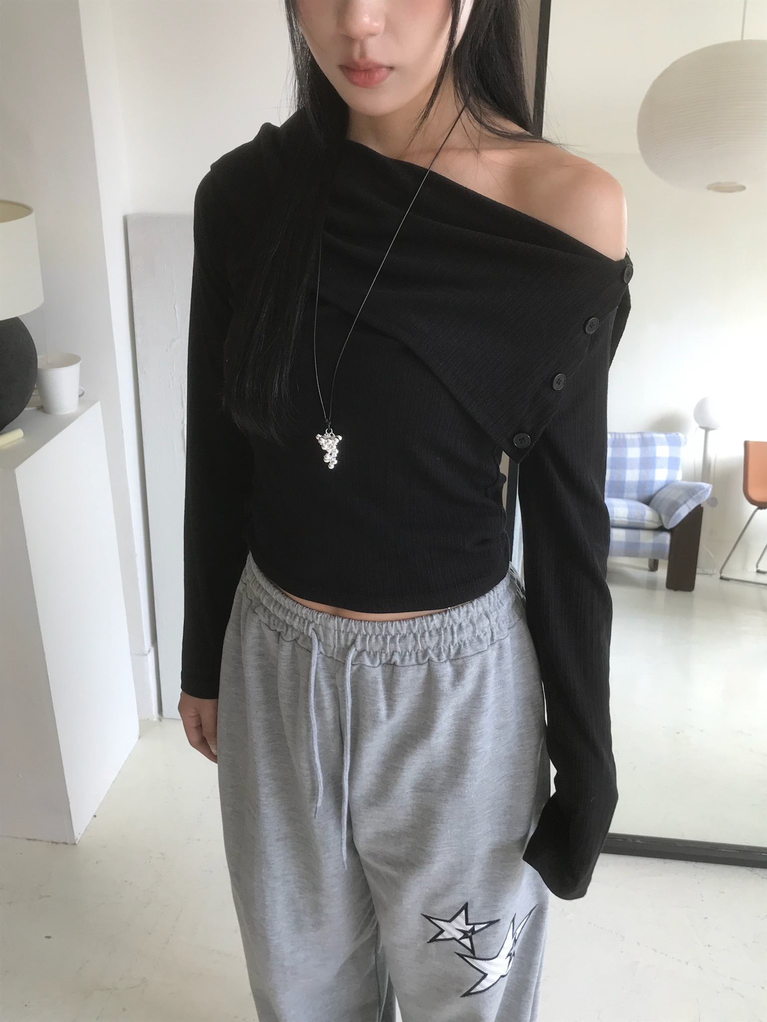 Triple Button Long Sleeve Tee #上衣