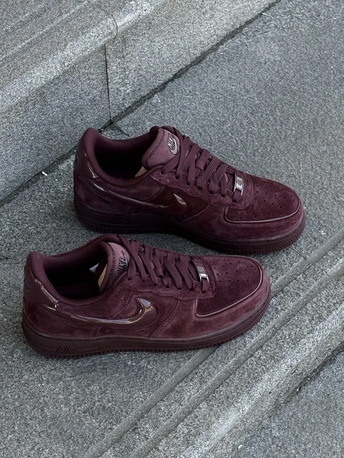 Nike Air Force 1 '07  勃根地酒紅