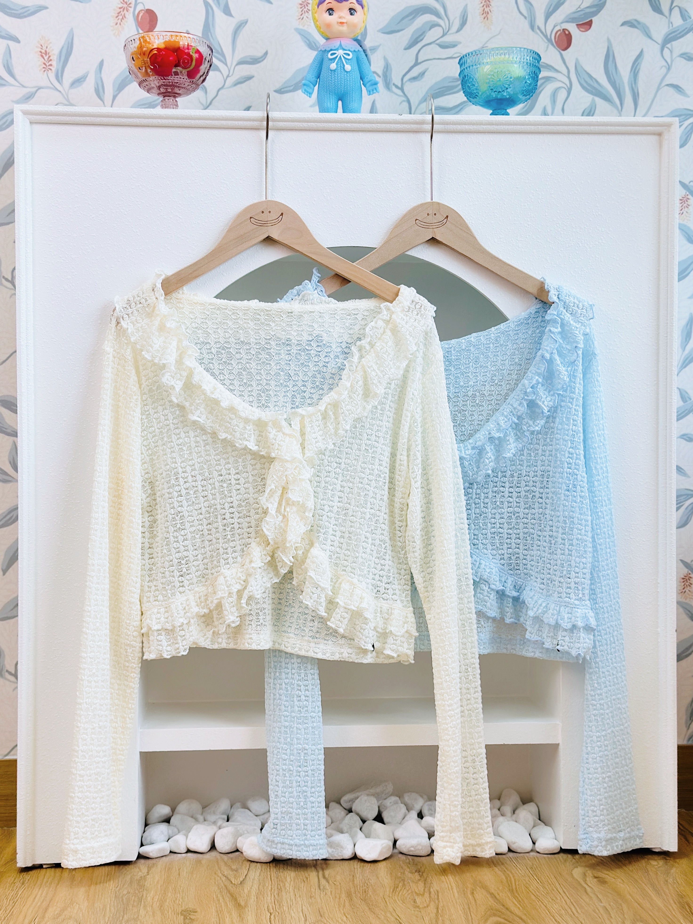 兩色 / 透膚花紋雙層荷葉外套 / Sheer Textured Frill Cardigan