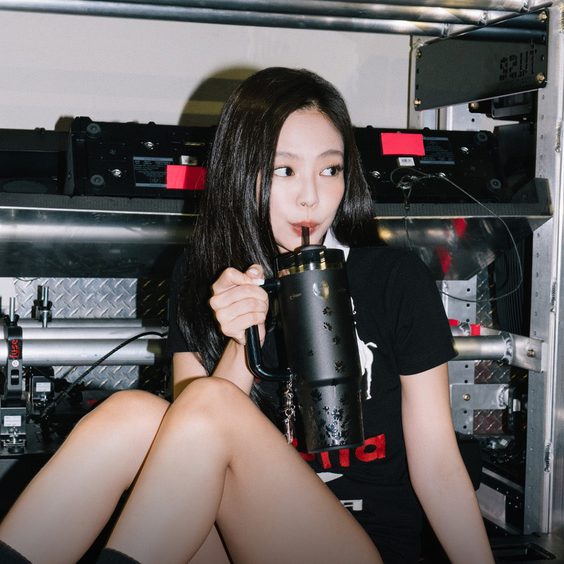 #現貨 STANLEY × JENNIE 聯名款  保溫吸管杯887ml