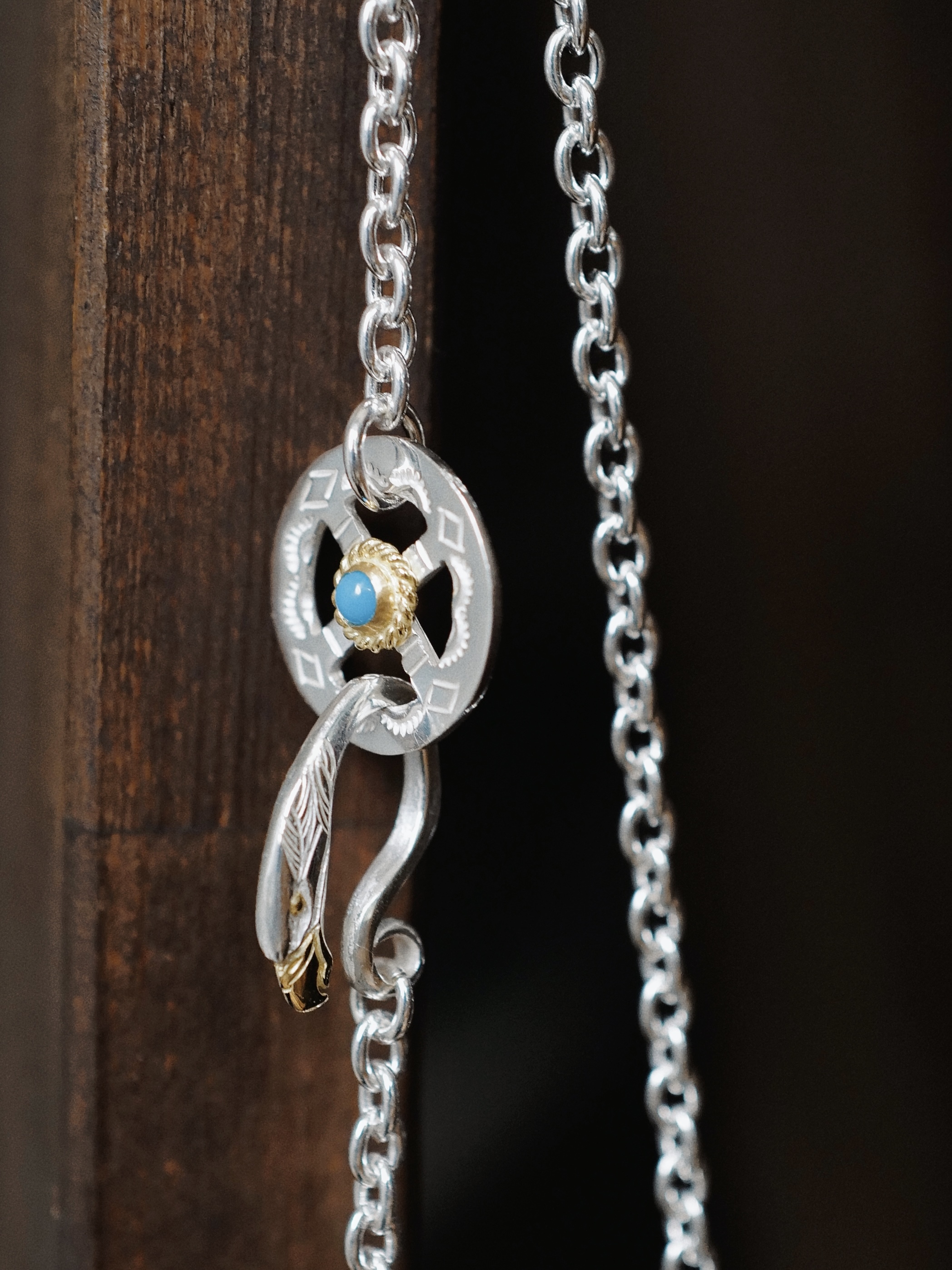 點金繩松石輪配金眼金嘴鷹扣60cm set