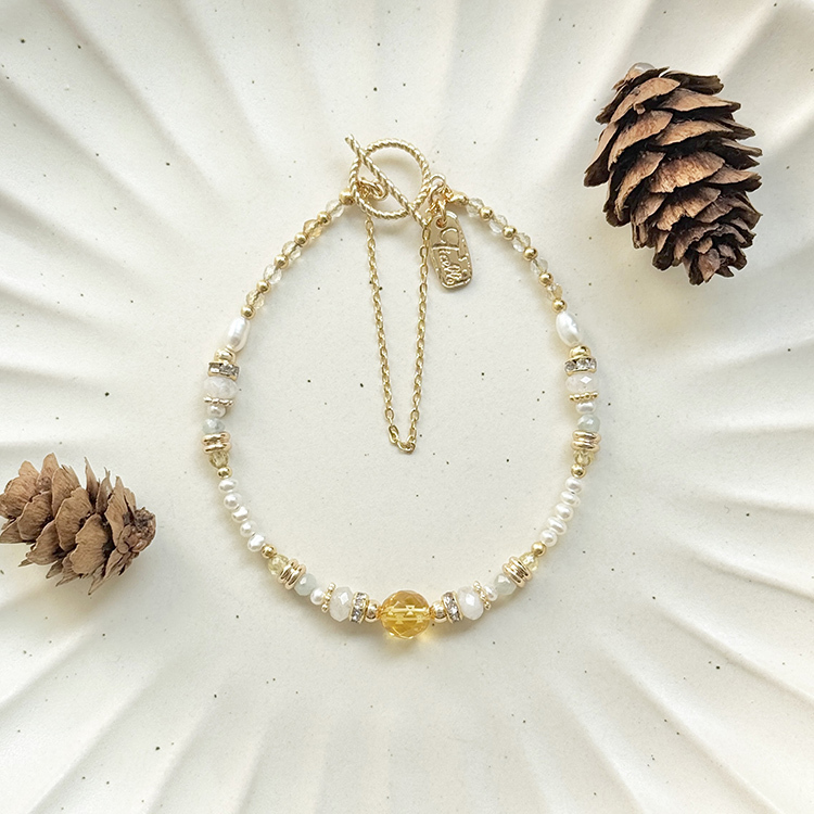 生日花 • 參月捌 • 野生黃水仙 – 黃水晶 – 手鍊