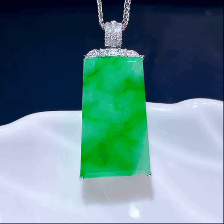 1024417 翡翠無事牌吊墜