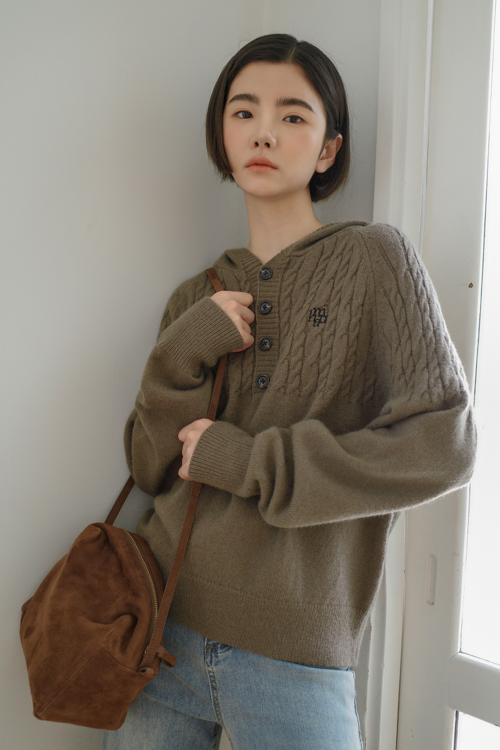 韓國品牌 MUAH MUAH| CABLE HALF OPEN HOOD KNIT (4 Colours)