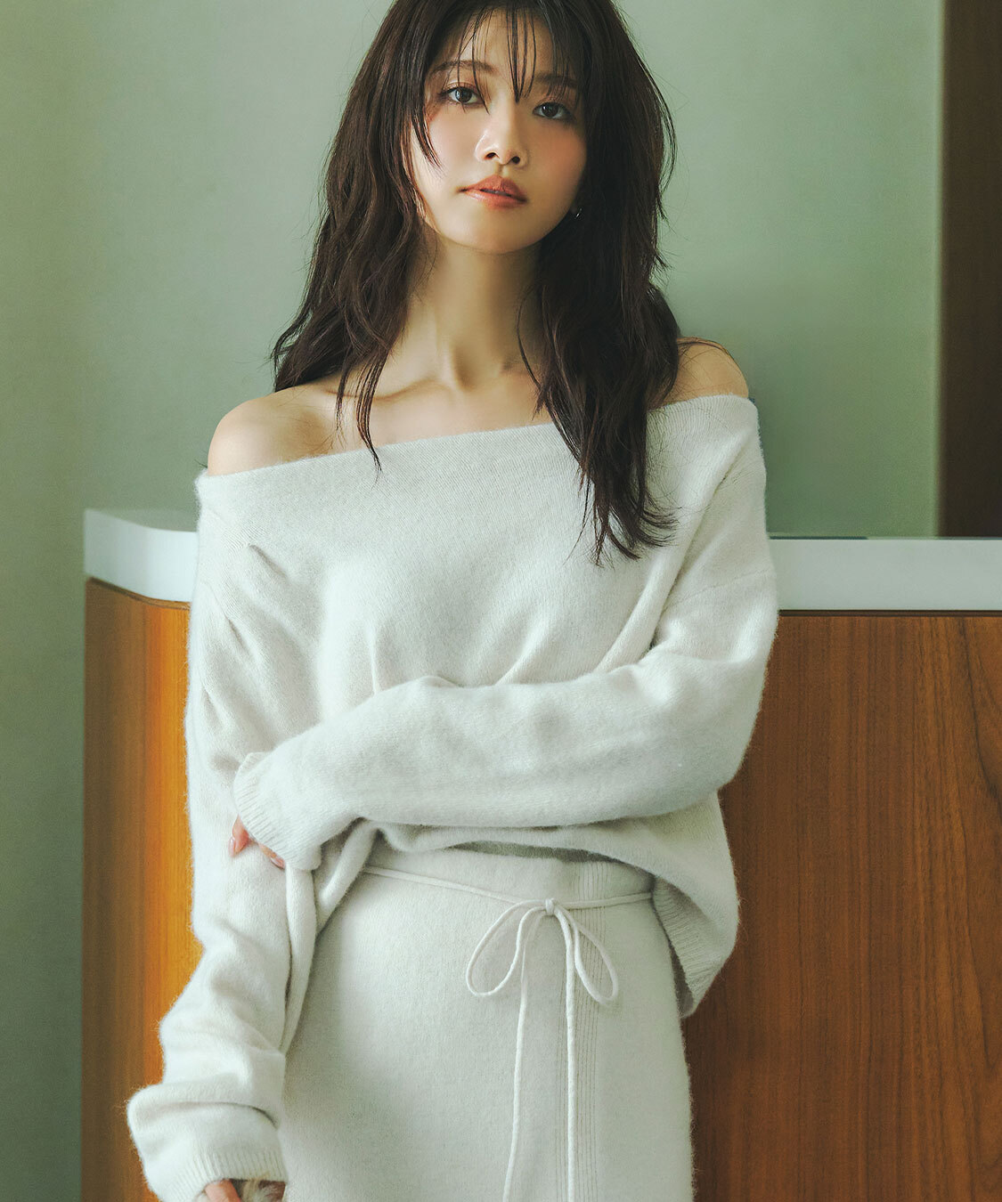 [預購] 折扣 COCO DEAL 浣熊毛混紡不對稱針織衫