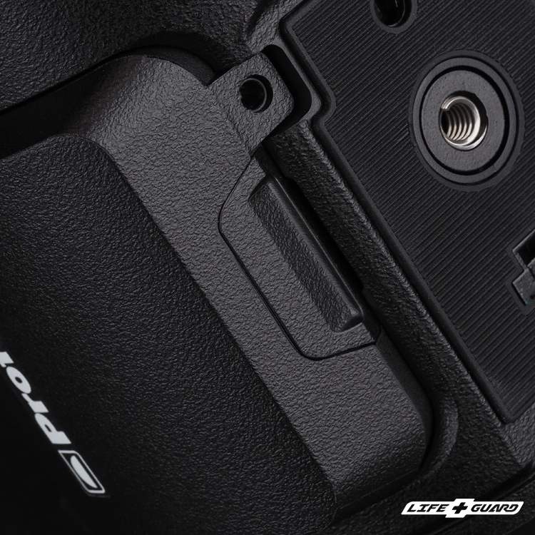 LIFE+GUARD 閃光燈貼膜安裝示意，適用 Profoto B10X