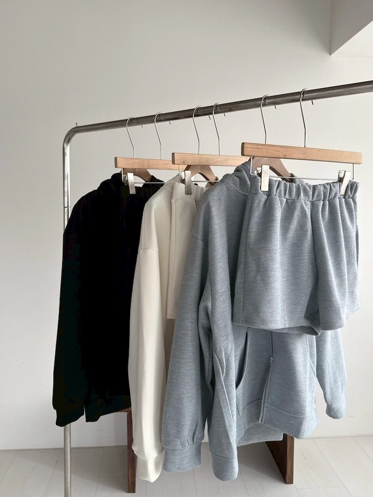 減齡三歲華夫格連帽外套＋短褲套裝