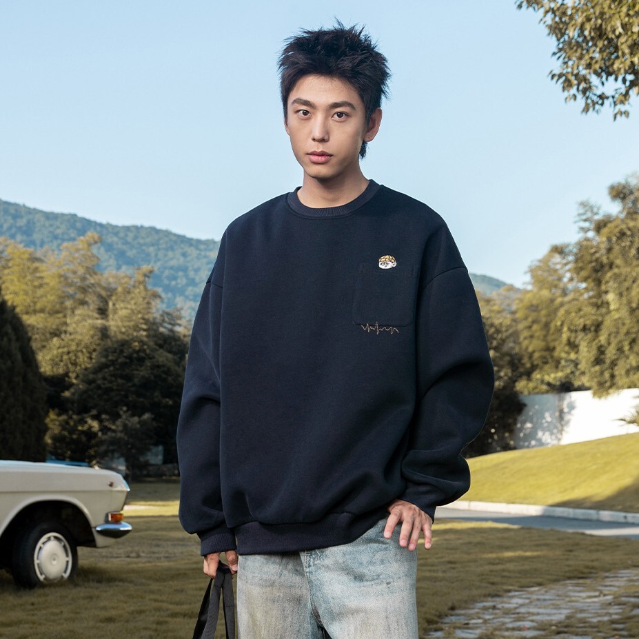 重磅寬鬆刺繡圓領大學T MW3966