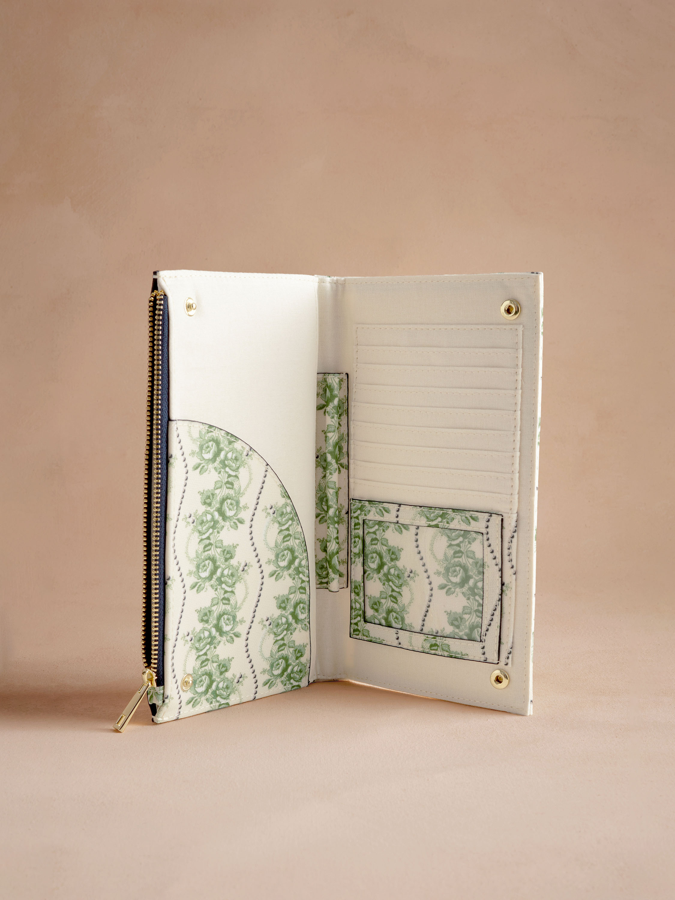 Rose Pearl 旅行皮夾