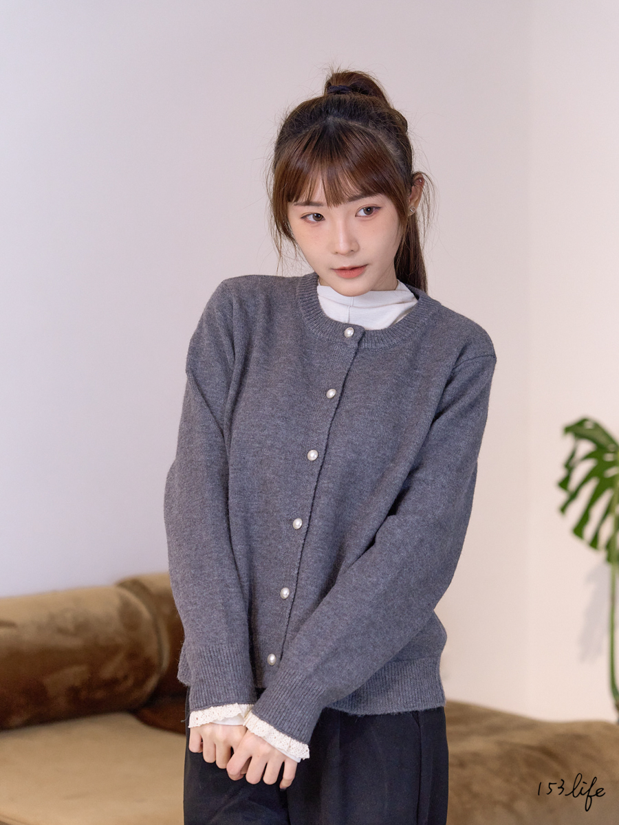 |現貨|韓系珍珠釦手袖拼接針織上衣(2色)