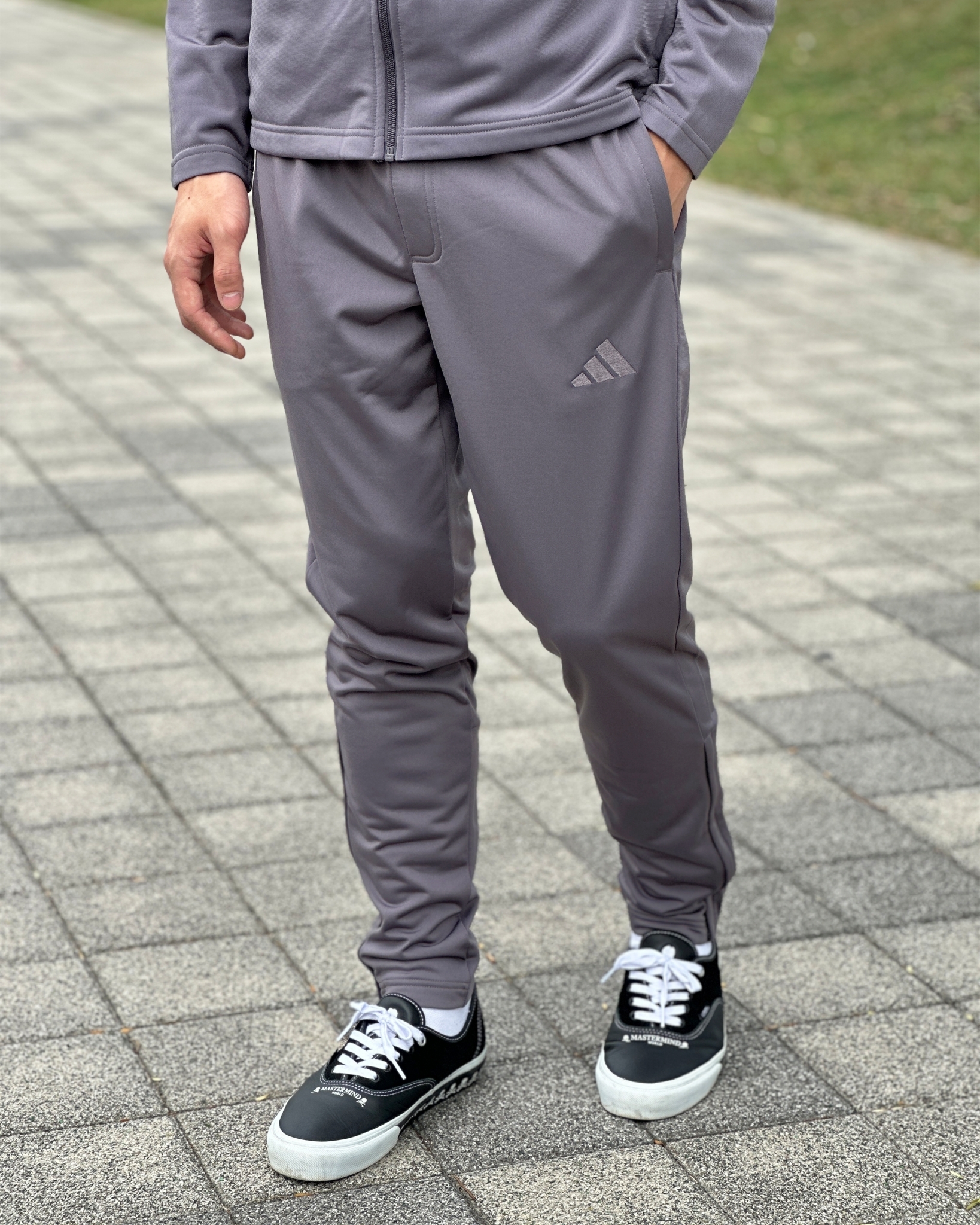 Adidas 愛迪達 電繡三線標 褲腳拉鍊 長褲 運動褲 無縮口