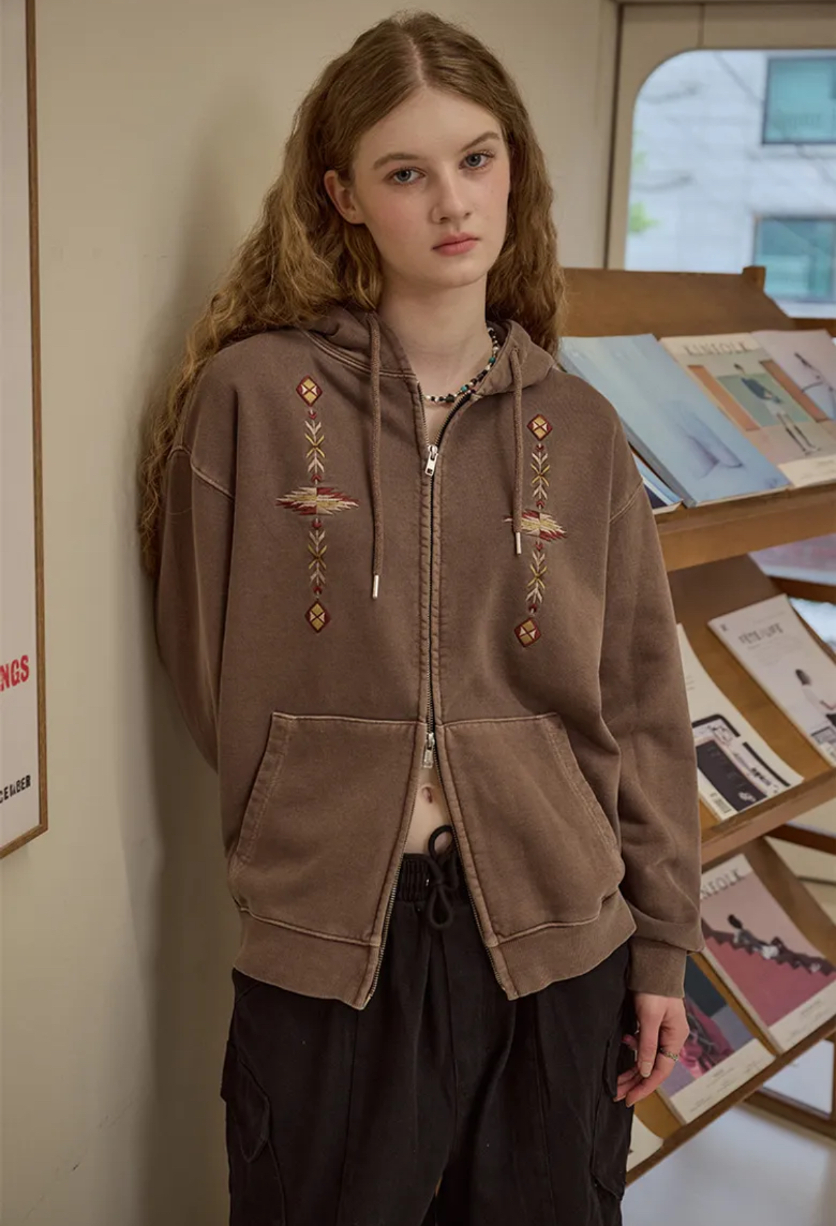 韓國🇰🇷連線 CPGN STUDIO 圖騰刺繡連帽外套 寬鬆 雙拉鍊 棉外套 刺繡圖騰 2色(任買兩件711免運)/預購