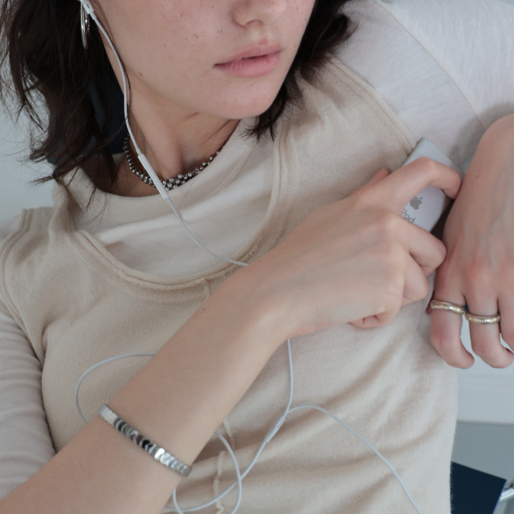 OUS Lumi Bangle 凌光手環