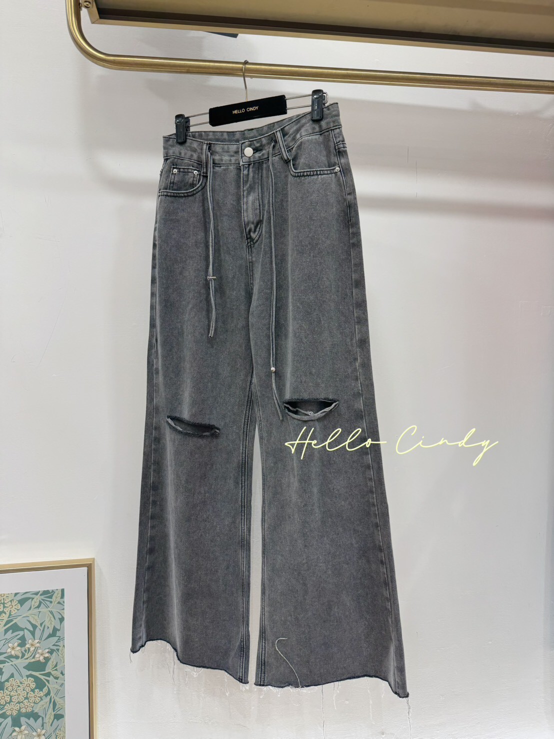 B09063-好好看的煙燻色割破綁帶牛仔褲