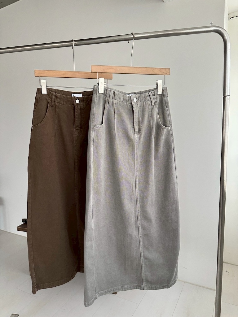 完美比例直筒後開衩牛仔長裙