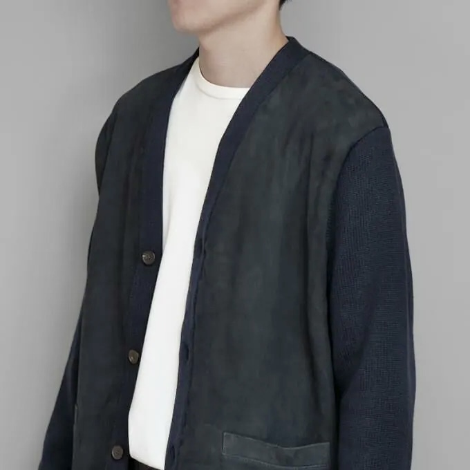A.PRESSE CASHMERE SUEDE LEATHER COMBINATION CARDIGAN - NAVY PRE ORDER ITEM (預訂中)