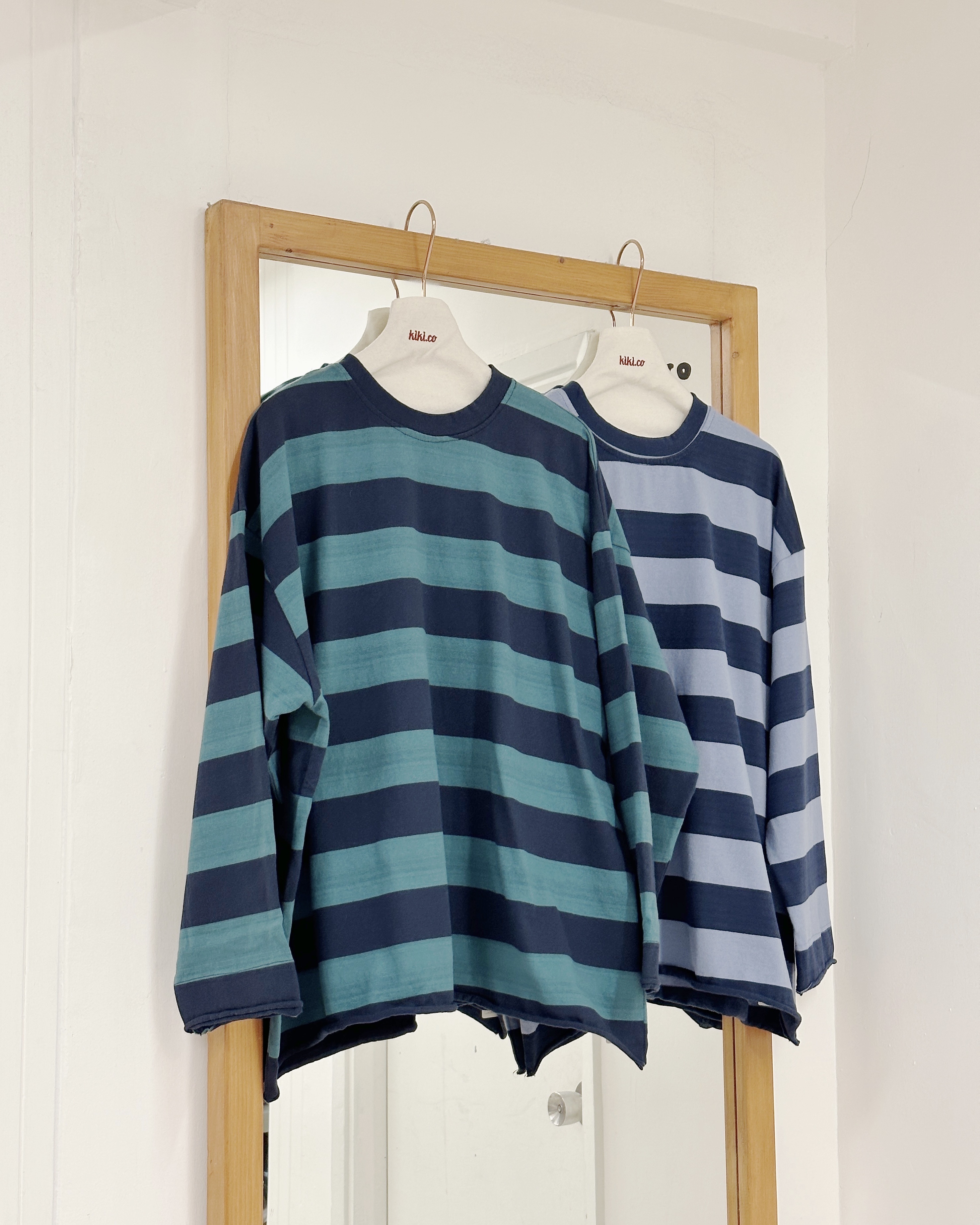 粗橫間Oversize拼色長袖Tee