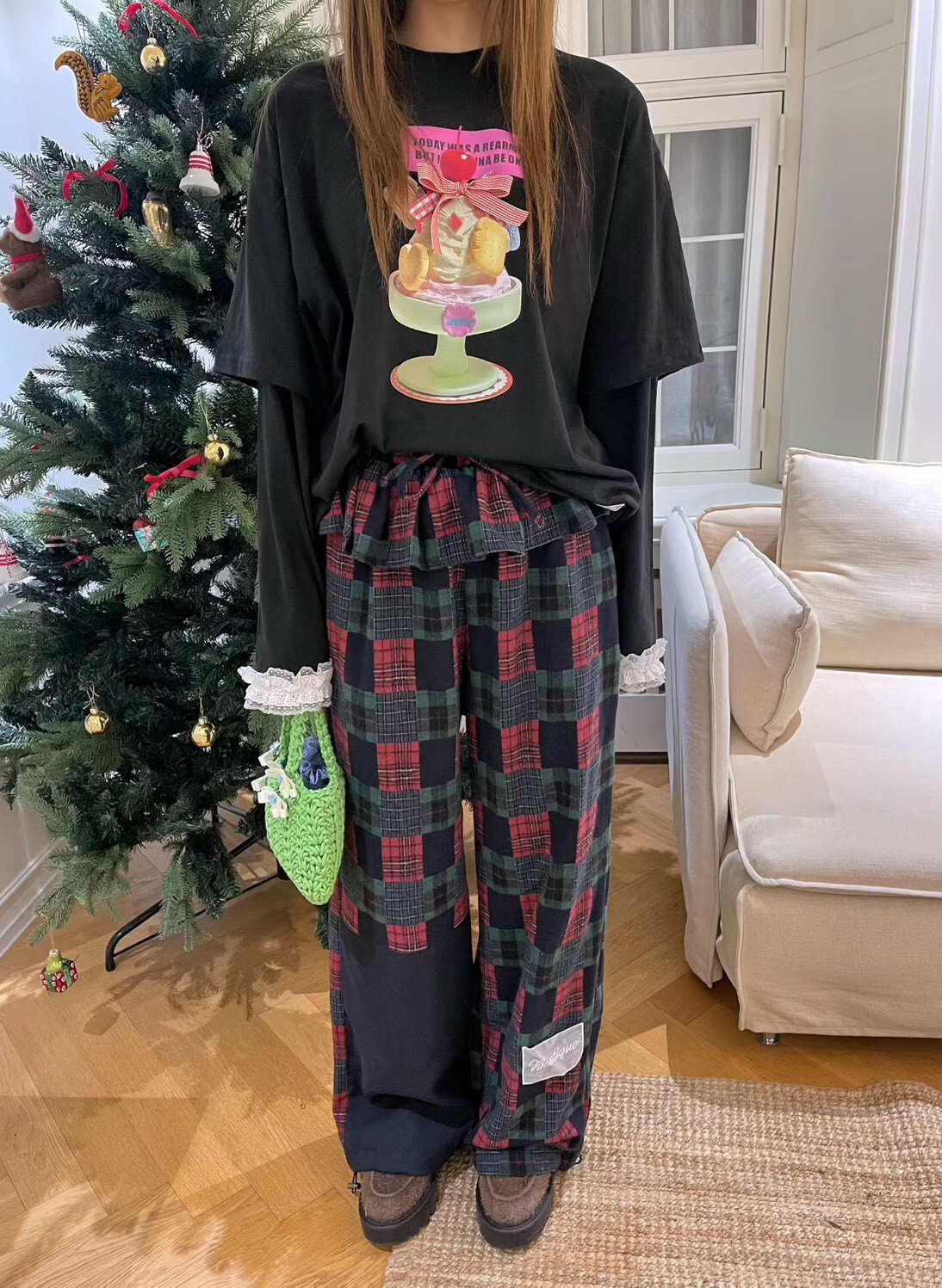 荷葉裙襬格子標籤褲