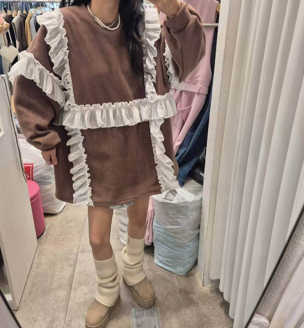 寬荷葉蕾絲衛衣洋裝