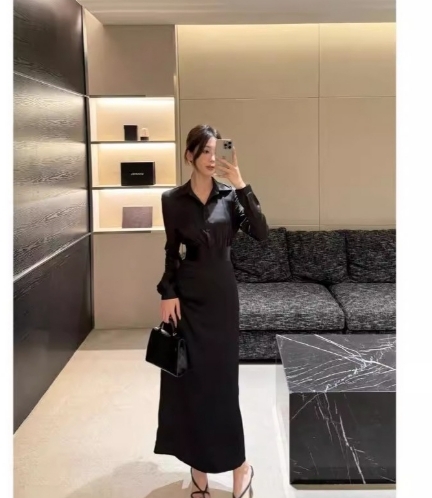 彈性收腰短版襯衫+高腰裙(2件組)(黑/白)(S~L)