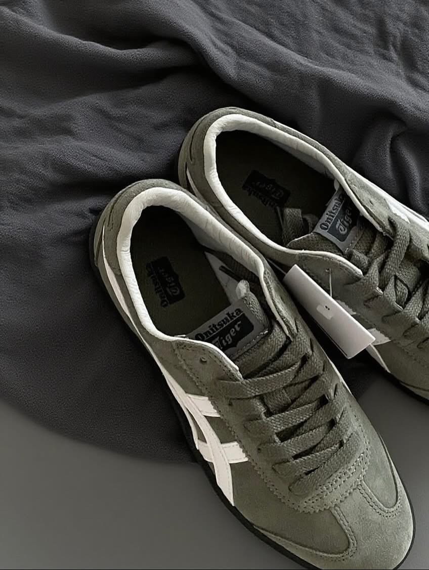 【預購】Onitsuka Tiger Tokuten 鬼塚虎 德訓鞋 墨綠色 軍綠 橄欖灰  女鞋 1183A907-300
