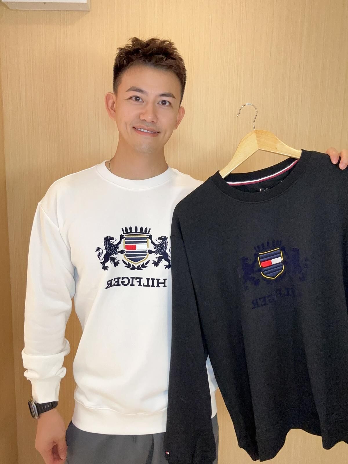 Tommy 獅子徽章 衛衣 男款