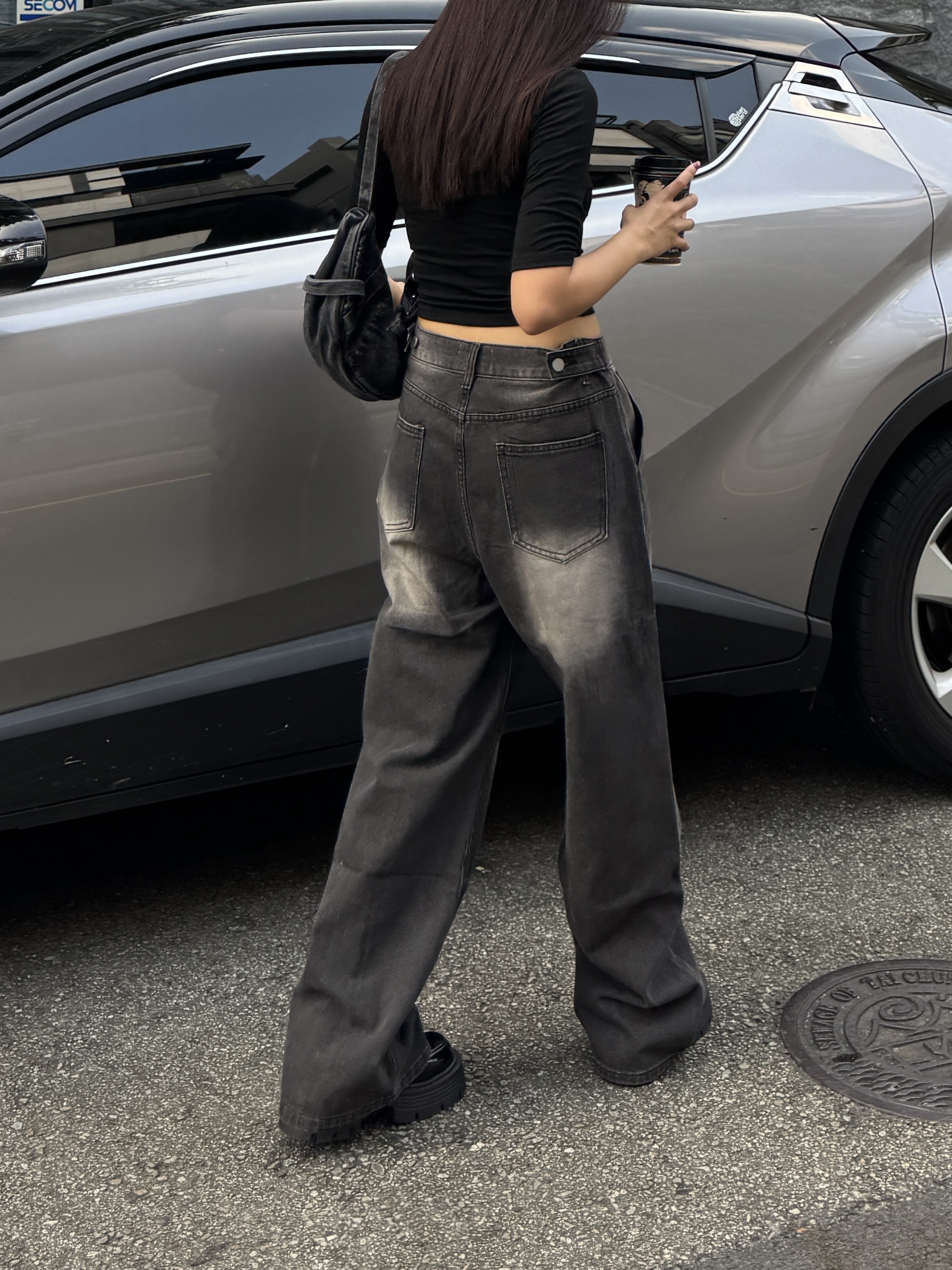 熱銷回歸！後扣水洗立體中條牛仔褲(2色)