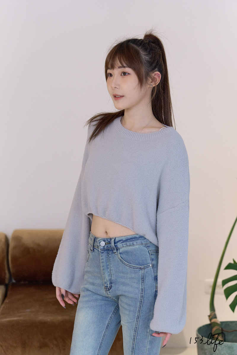 |現貨|澎袖簡約短版毛毛針織上衣(4色)